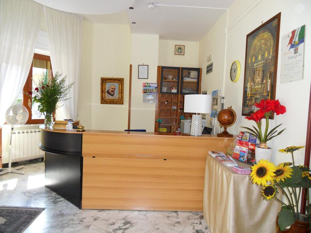 Hotel Astoria Pompei Exterior foto